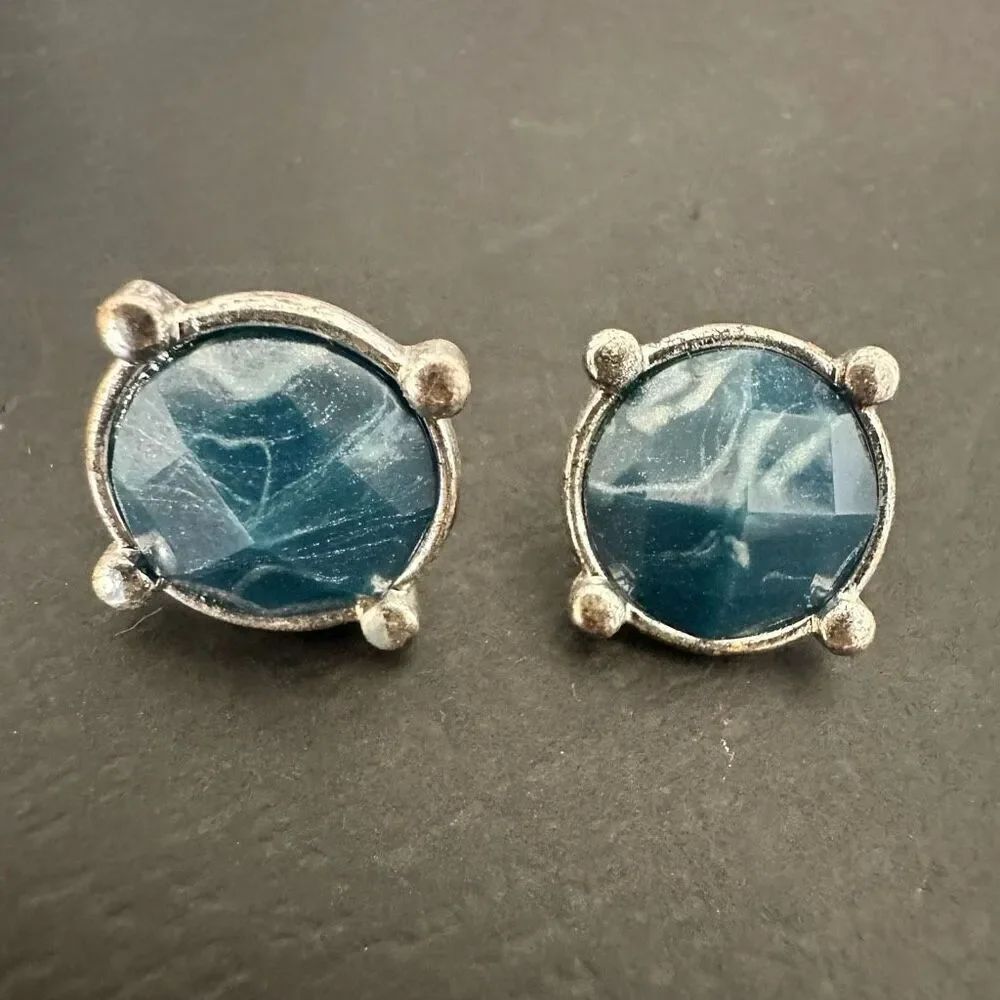 Vtg Napier Swirled Faceted Cabochon Stone Pierced Stud Earrings Silver-tone OS